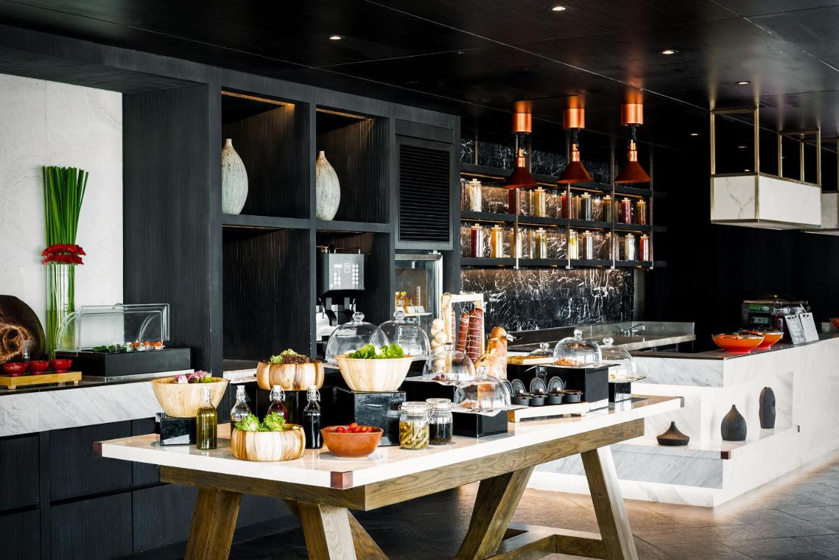 JC Kevin Sathorn Bangkok Hotel