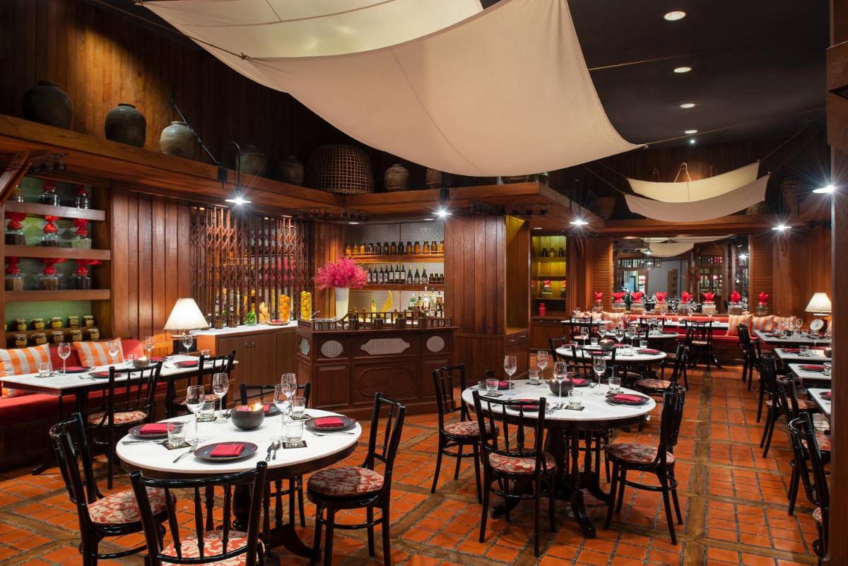 Anantara Siam Bangkok Hotel