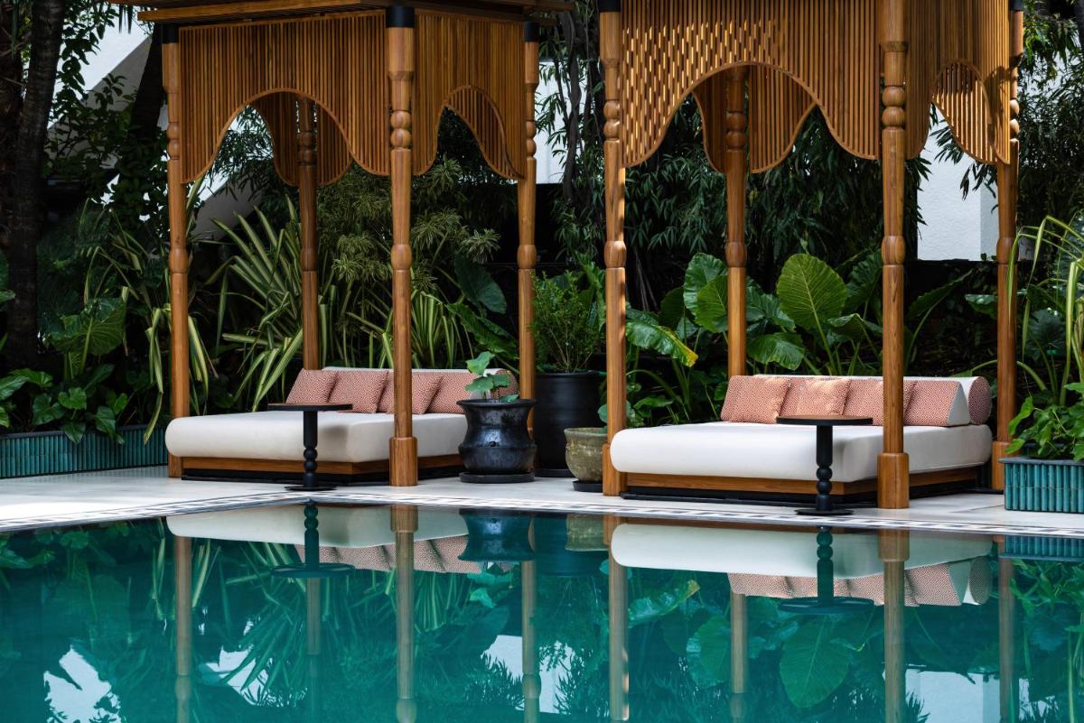 Anantara Siam Bangkok Hotel