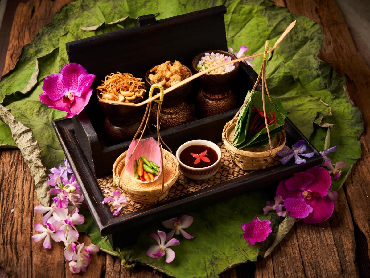 Anantara Siam Bangkok Hotel