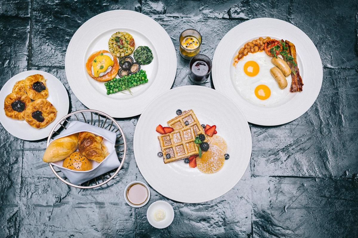 Anantara Siam Bangkok Hotel