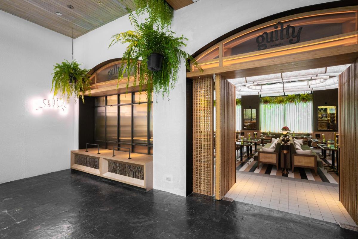 Anantara Siam Bangkok Hotel