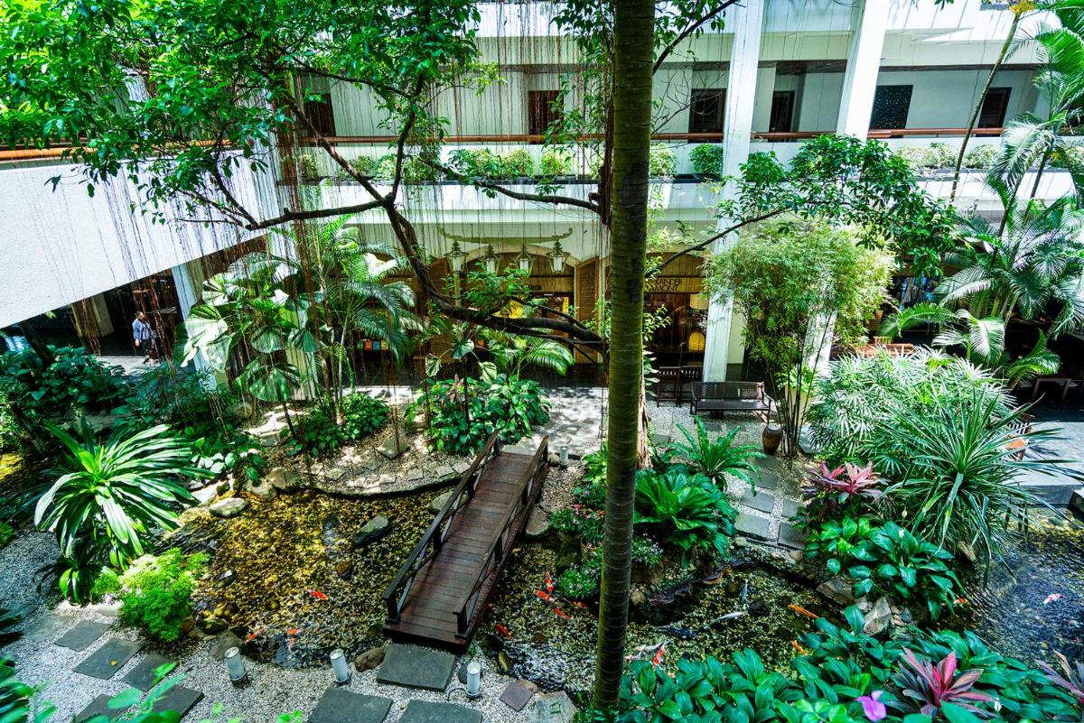 Anantara Siam Bangkok Hotel