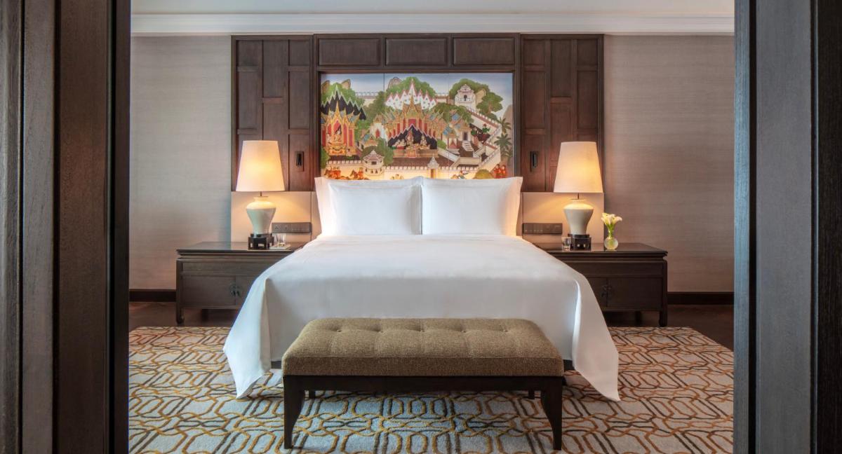 Anantara Siam Bangkok Hotel