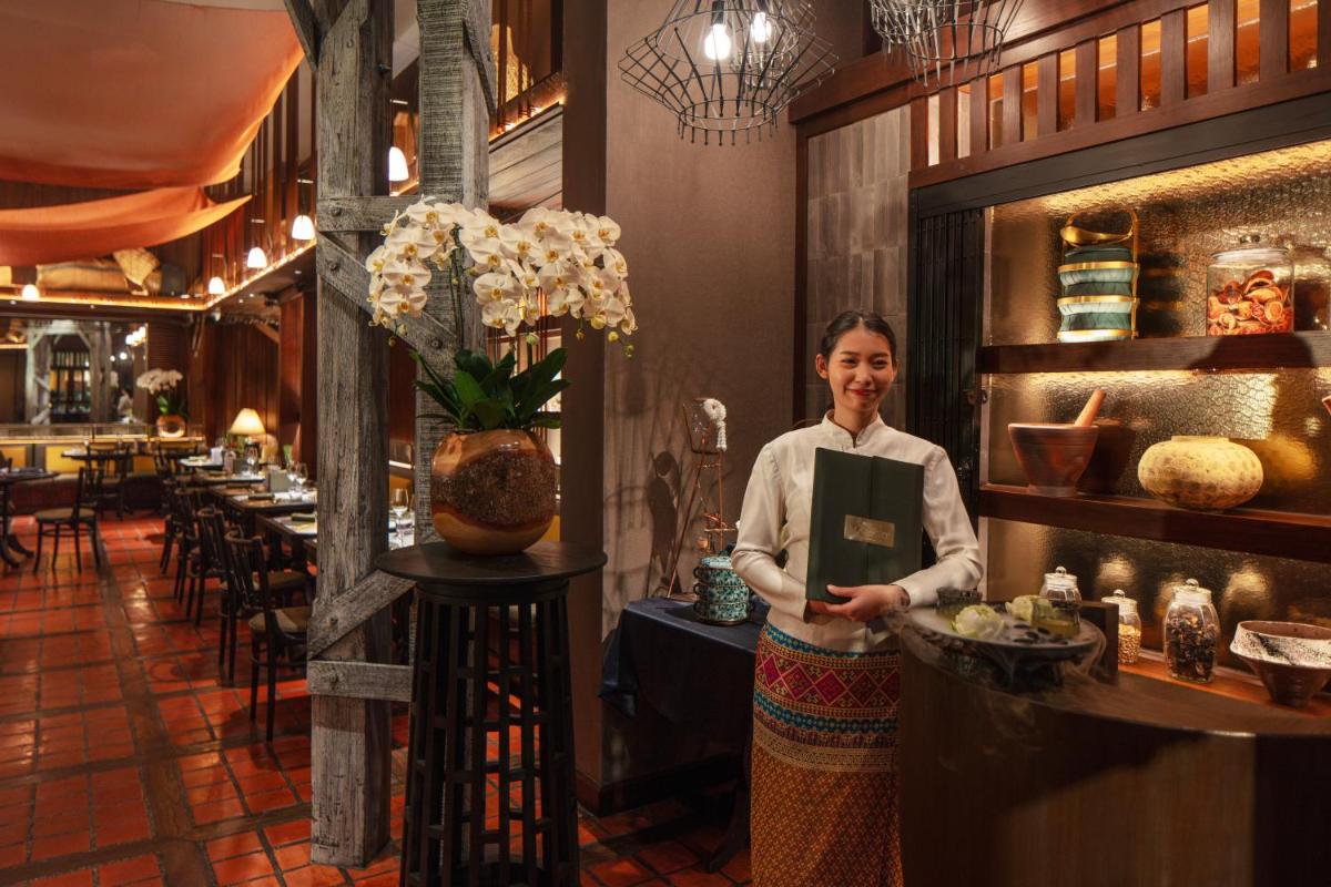 Anantara Siam Bangkok Hotel