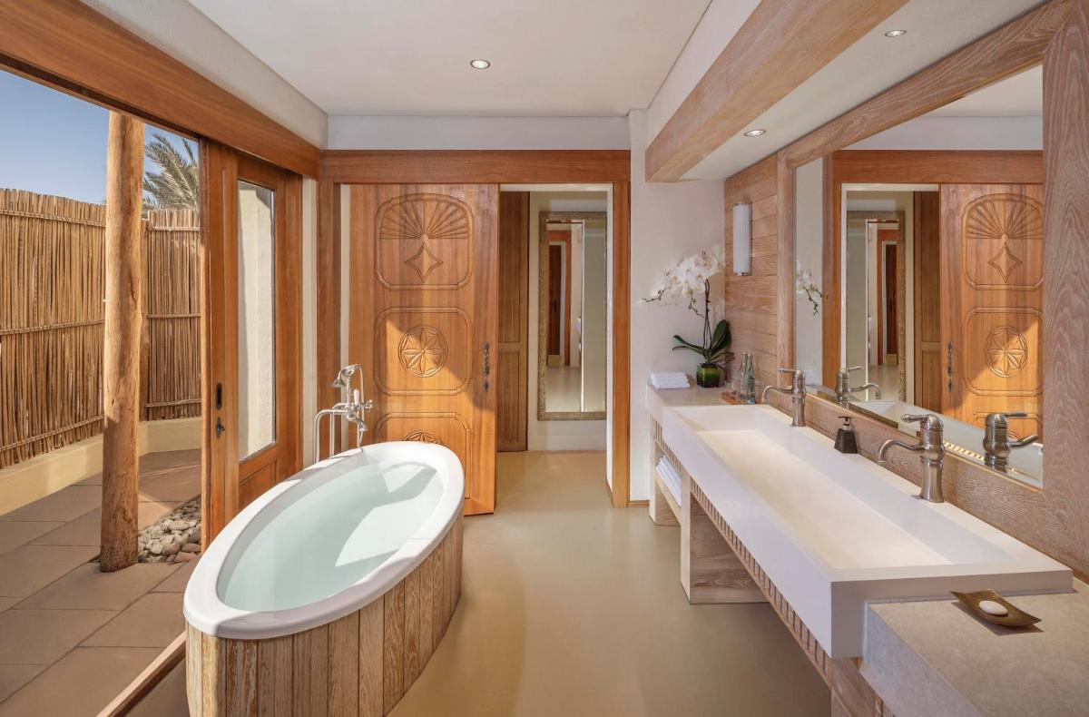 Anantara Sir Bani Yas Island Al Yamm Villa Resort