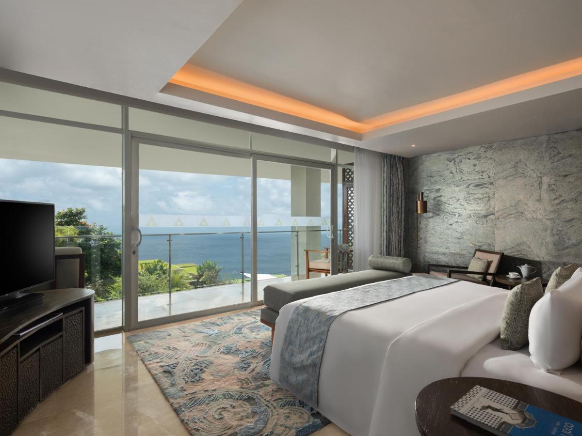 Anantara Uluwatu Bali Resort