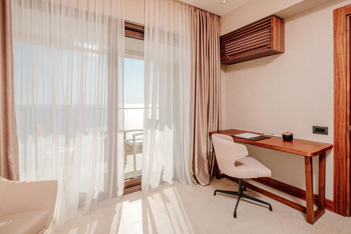 ĀNANTI Resort, Residences & Beach Club - The Leading Hotels of the World