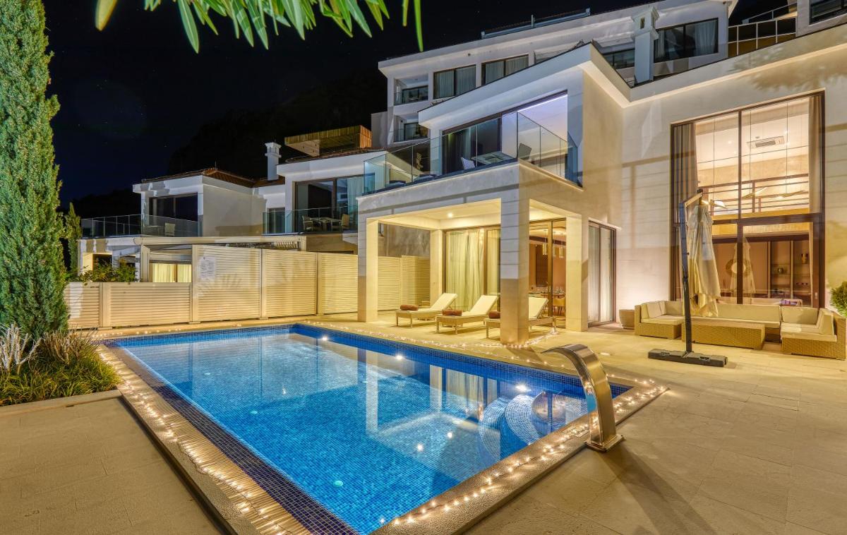 ĀNANTI Resort, Residences & Beach Club - The Leading Hotels of the World