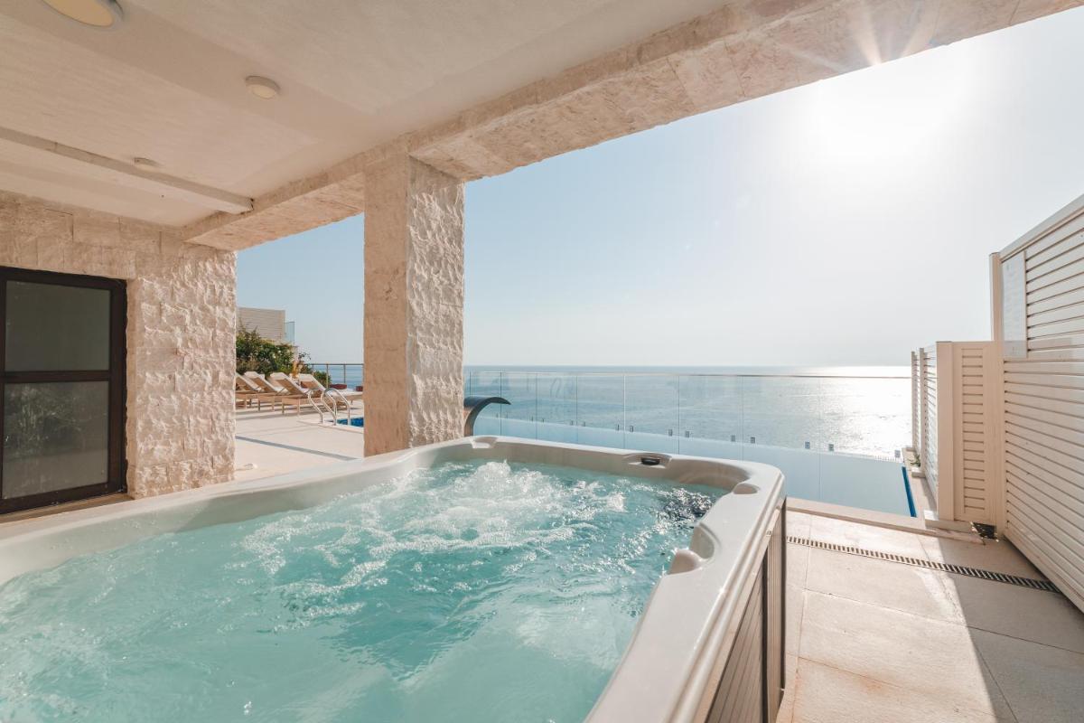 ĀNANTI Resort, Residences & Beach Club - The Leading Hotels of the World