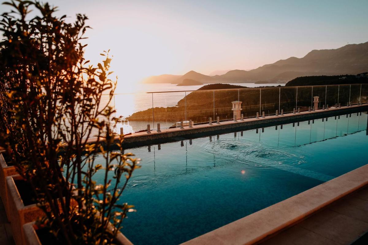 ĀNANTI Resort, Residences & Beach Club - The Leading Hotels of the World