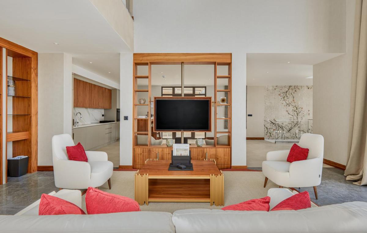 ĀNANTI Resort, Residences & Beach Club - The Leading Hotels of the World