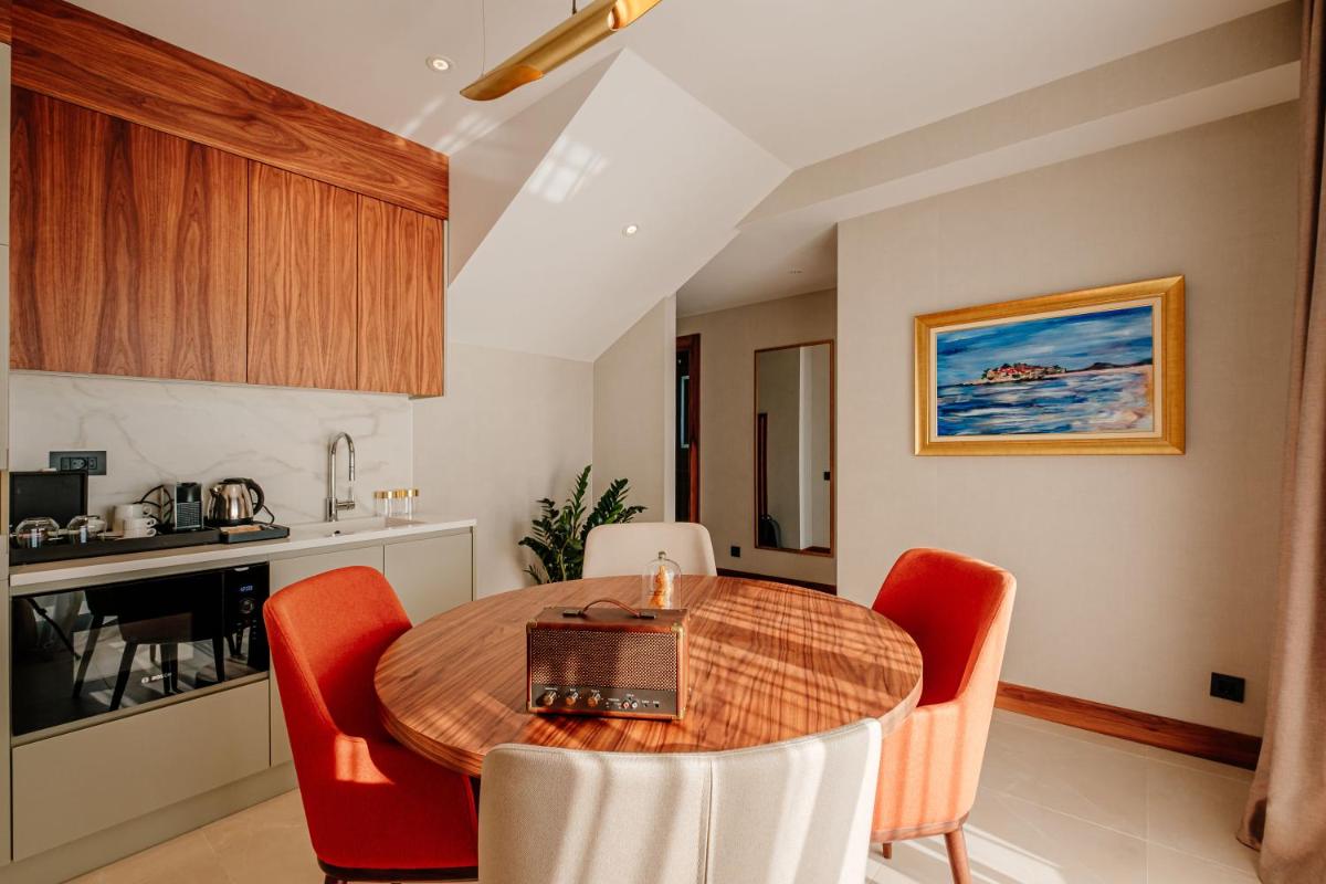 ĀNANTI Resort, Residences & Beach Club - The Leading Hotels of the World