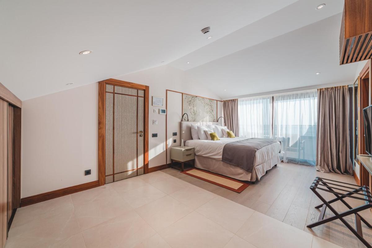 ĀNANTI Resort, Residences & Beach Club - The Leading Hotels of the World