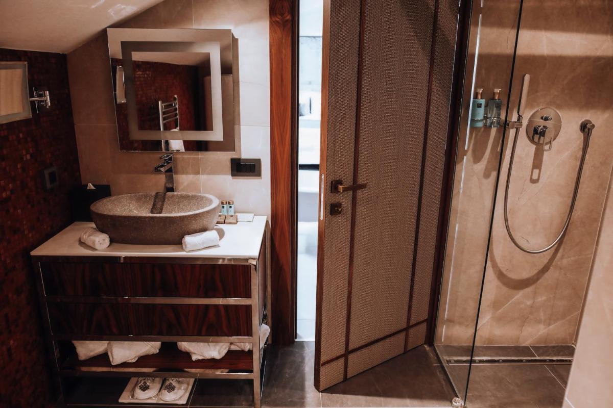 ĀNANTI Resort, Residences & Beach Club - The Leading Hotels of the World