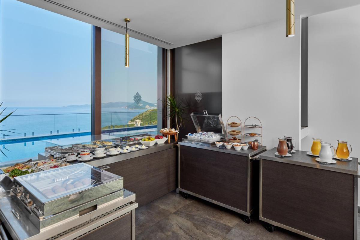 ĀNANTI Resort, Residences & Beach Club - The Leading Hotels of the World