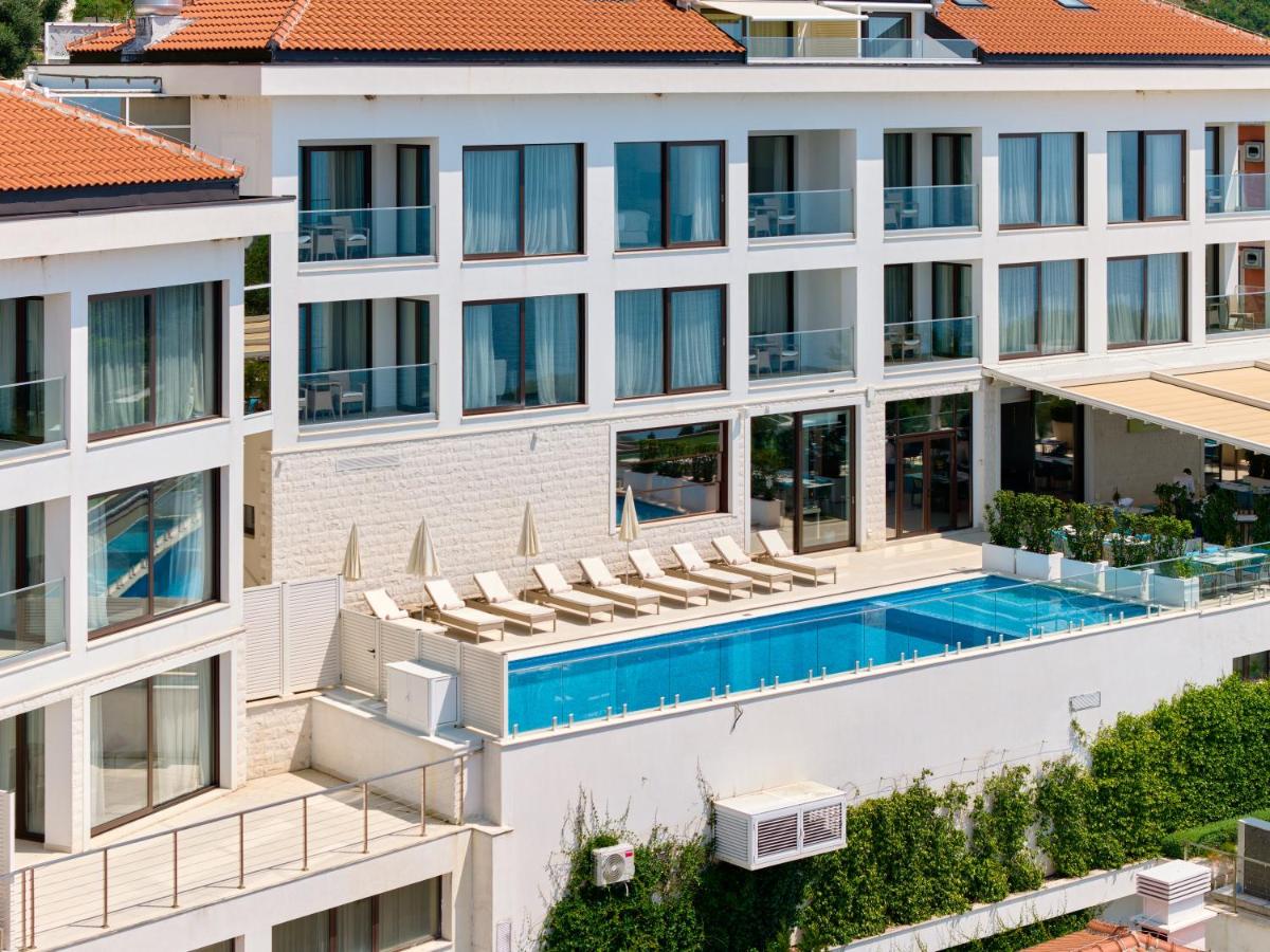 ĀNANTI Resort, Residences & Beach Club - The Leading Hotels of the World