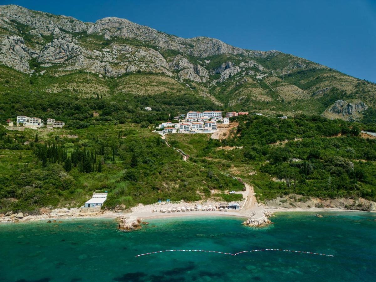 ĀNANTI Resort, Residences & Beach Club - The Leading Hotels of the World