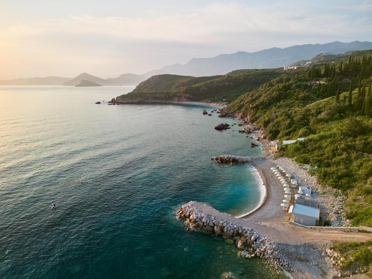 ĀNANTI Resort, Residences & Beach Club - The Leading Hotels of the World