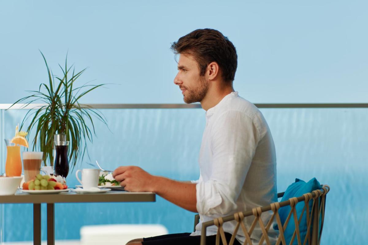 ĀNANTI Resort, Residences & Beach Club - The Leading Hotels of the World