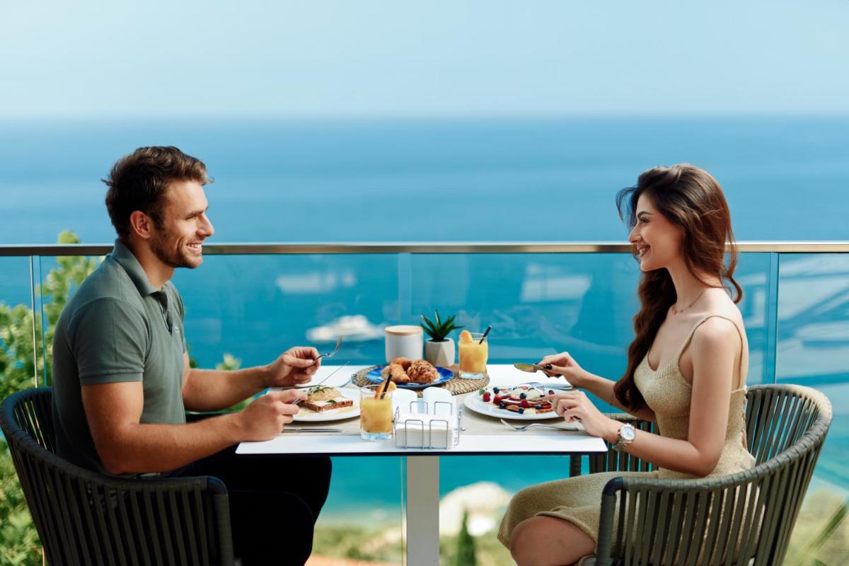 ĀNANTI Resort, Residences & Beach Club - The Leading Hotels of the World