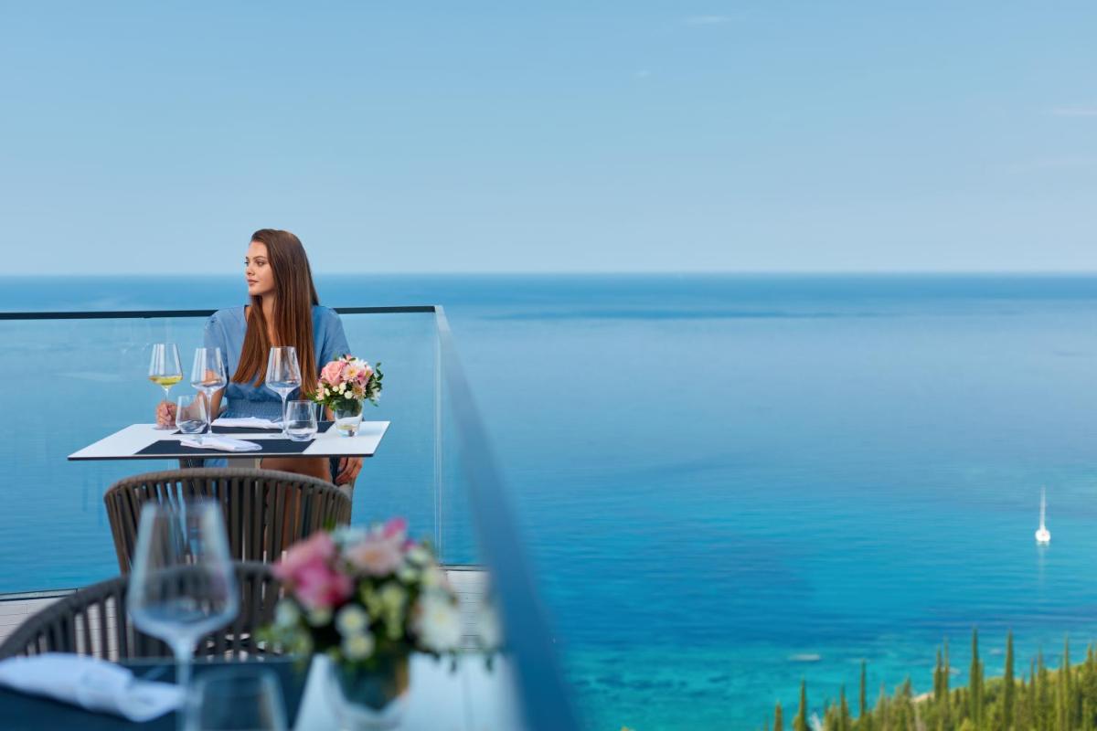 ĀNANTI Resort, Residences & Beach Club - The Leading Hotels of the World