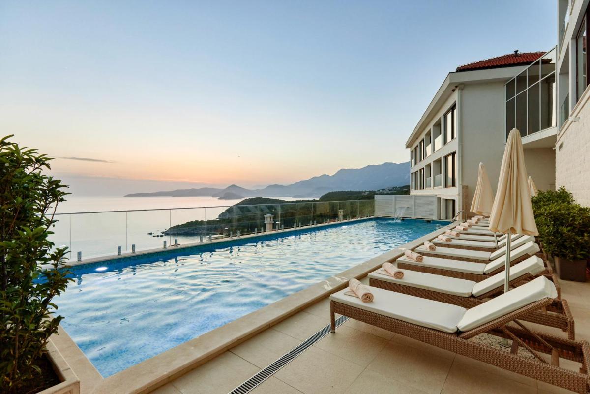 ĀNANTI Resort, Residences & Beach Club - The Leading Hotels of the World