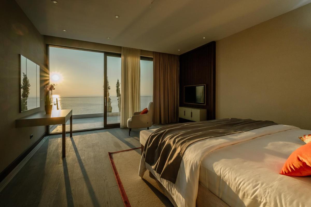 ĀNANTI Resort, Residences & Beach Club - The Leading Hotels of the World