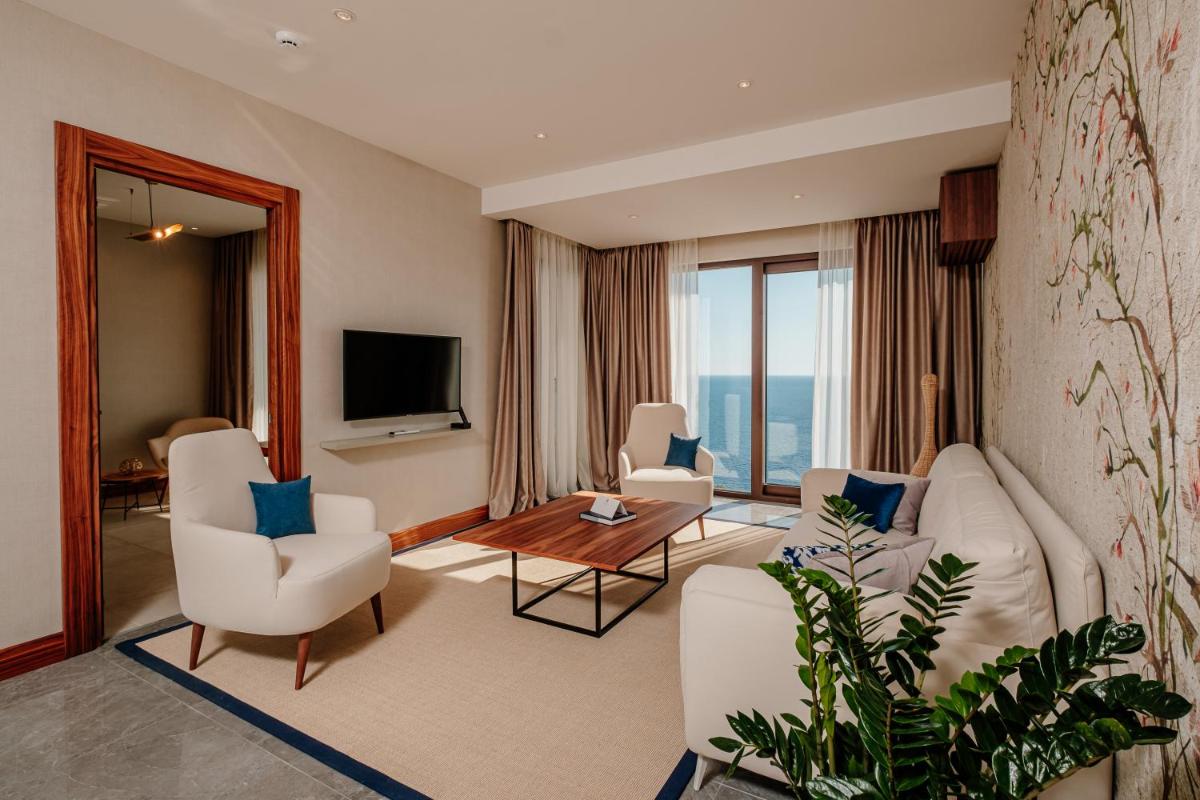 ĀNANTI Resort, Residences & Beach Club - The Leading Hotels of the World