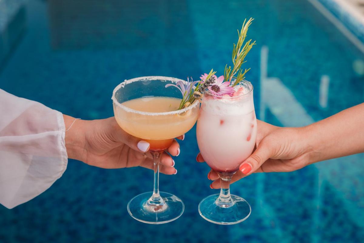 ĀNANTI Resort, Residences & Beach Club - The Leading Hotels of the World