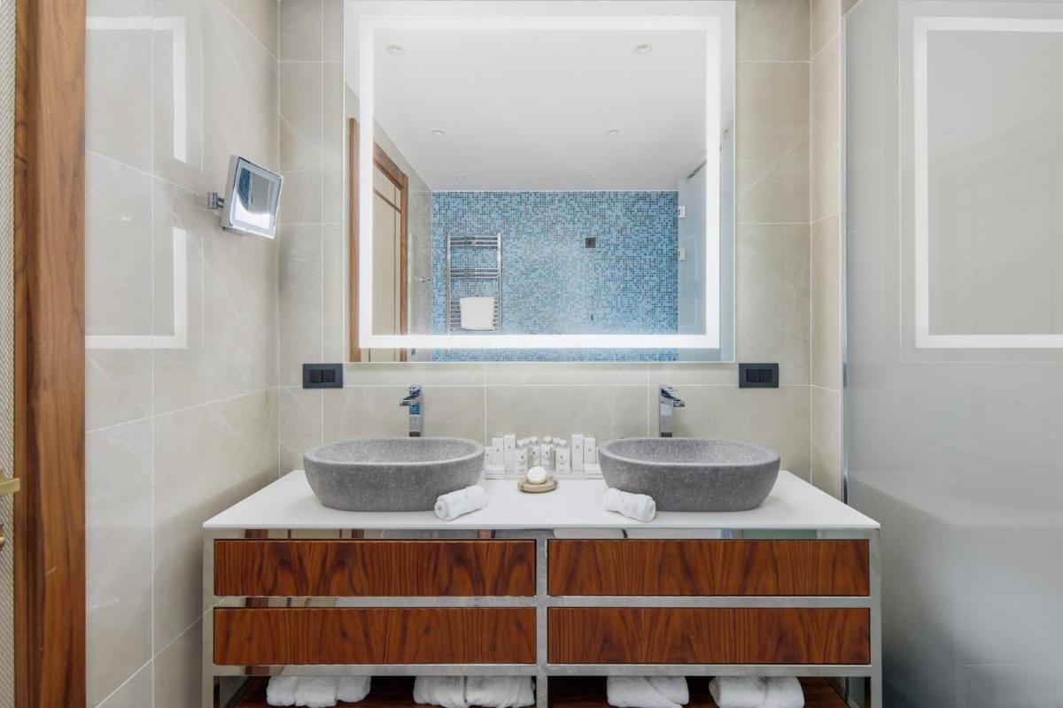 ĀNANTI Resort, Residences & Beach Club - The Leading Hotels of the World