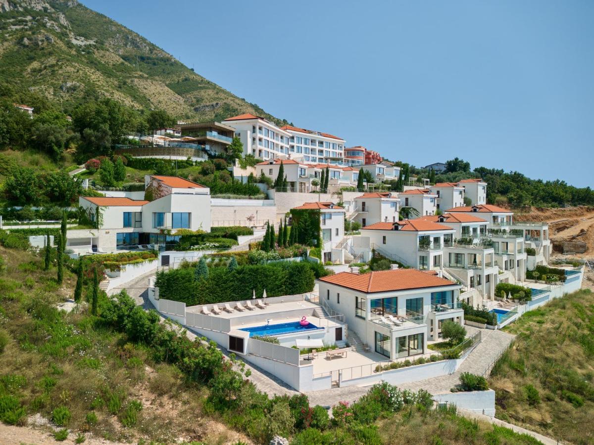 ĀNANTI Resort, Residences & Beach Club - The Leading Hotels of the World