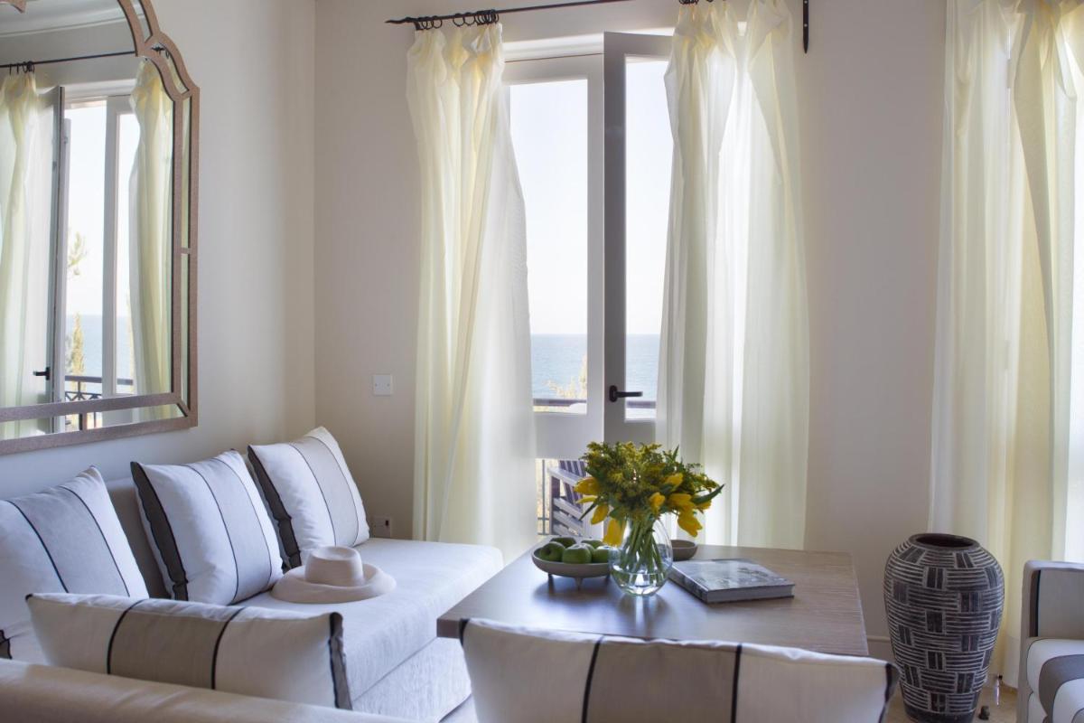 Anassa