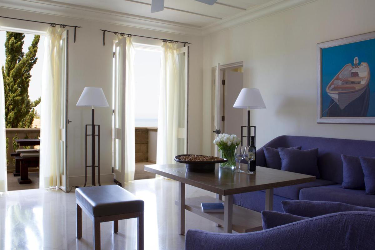 Anassa