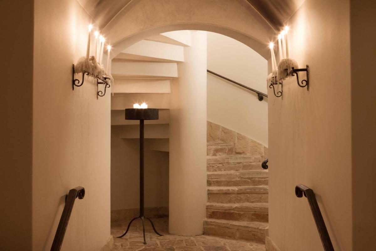 Anassa