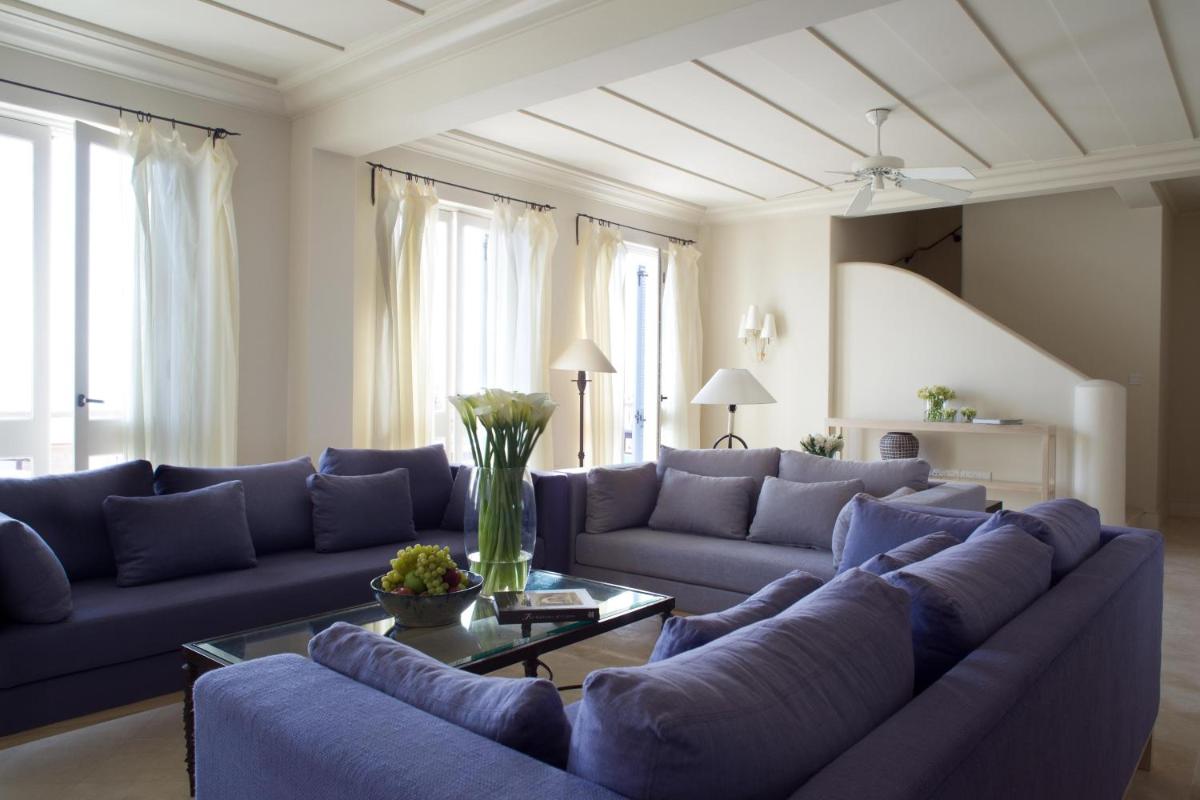 Anassa