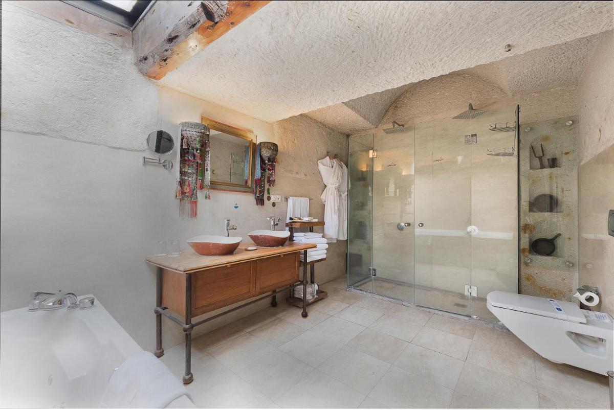 Anatolian Houses Cave Hotel & SPA