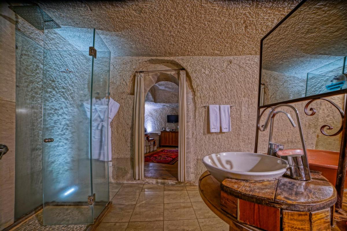 Anatolian Houses Cave Hotel & SPA