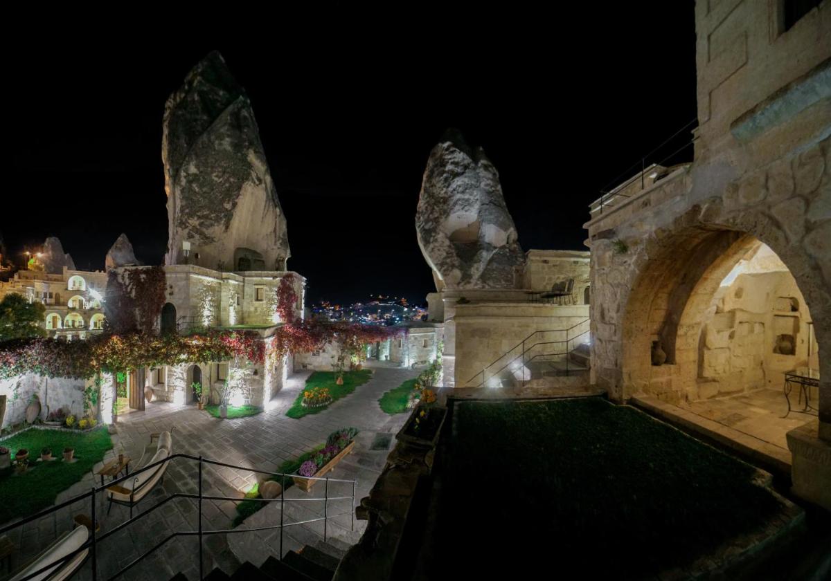 Anatolian Houses Cave Hotel & SPA