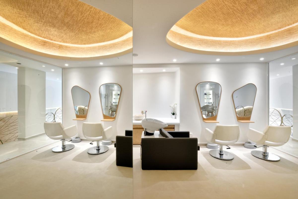 Anax Resort and Spa