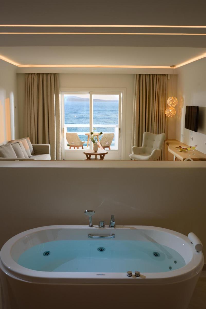 Anax Resort and Spa