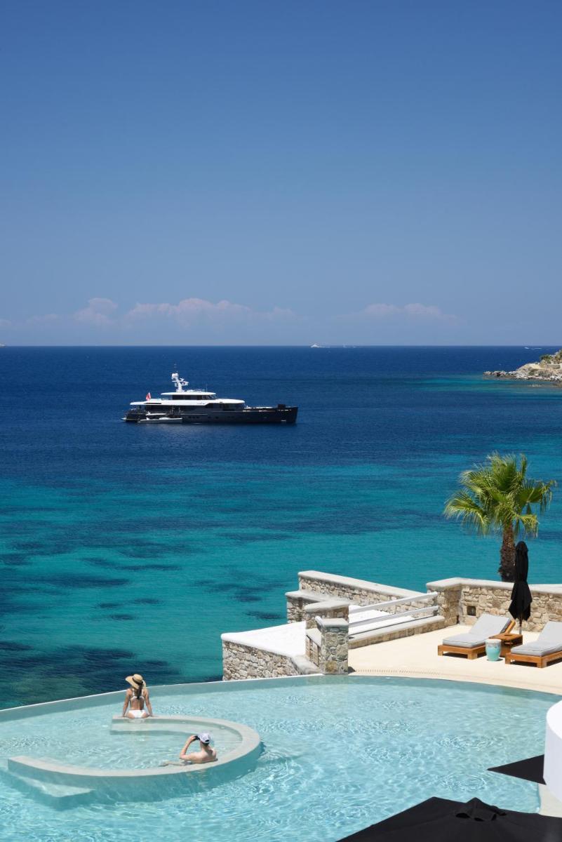 Anax Resort and Spa