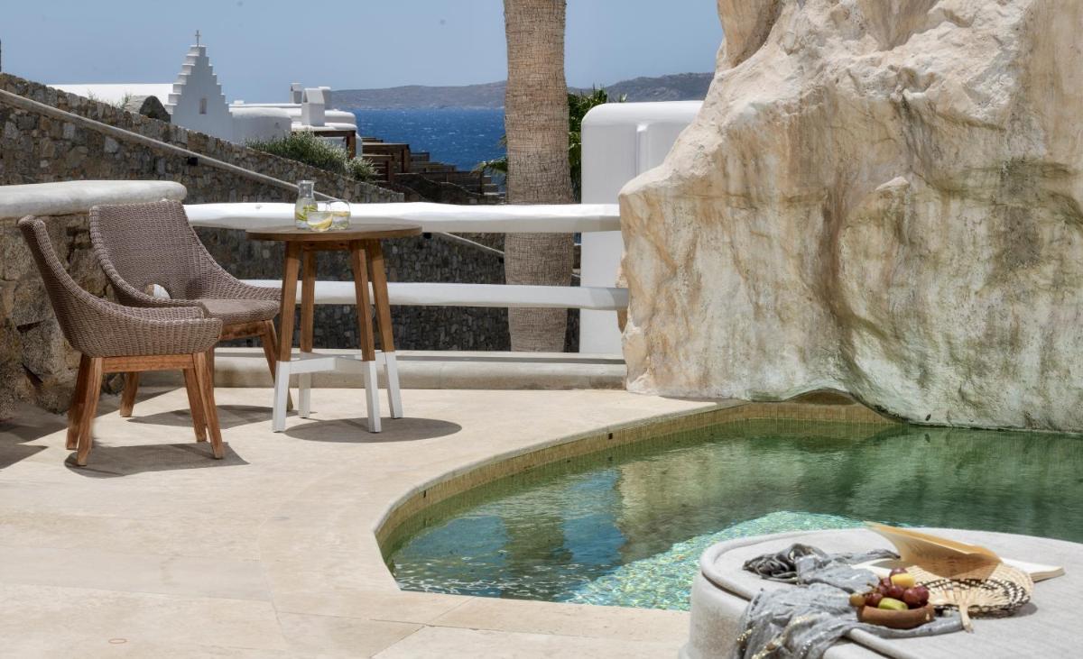 Anax Resort and Spa