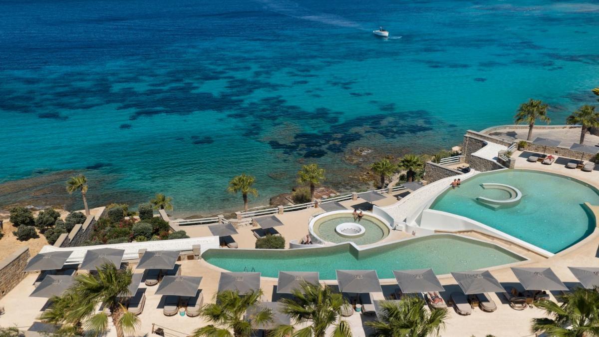 Anax Resort and Spa