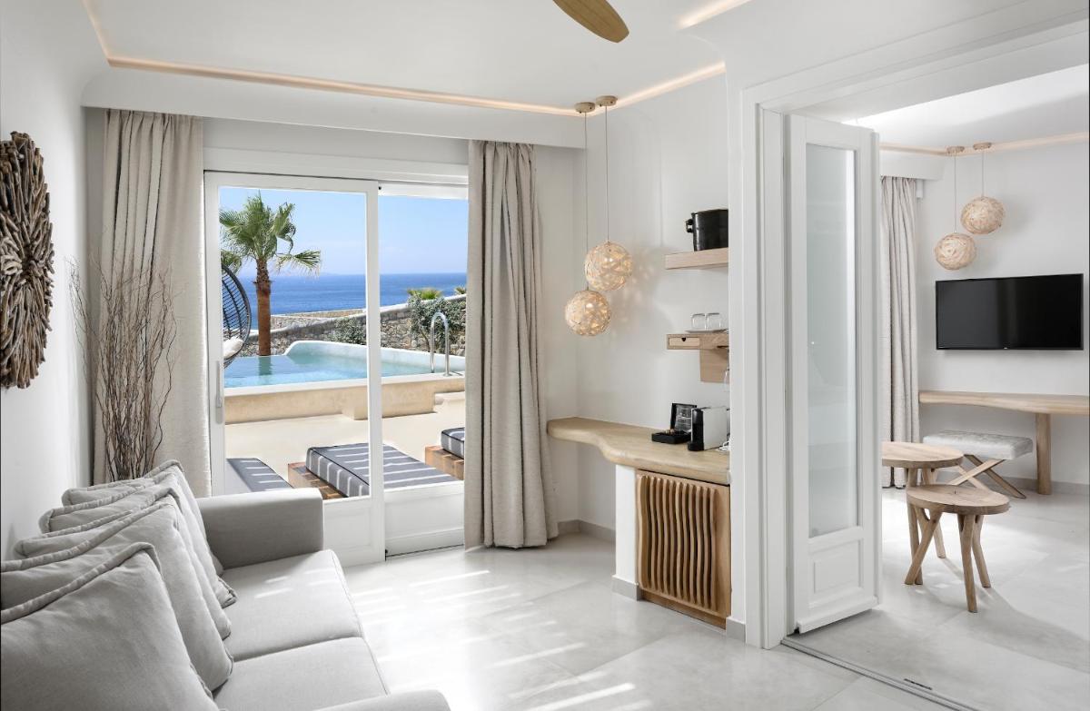 Anax Resort and Spa