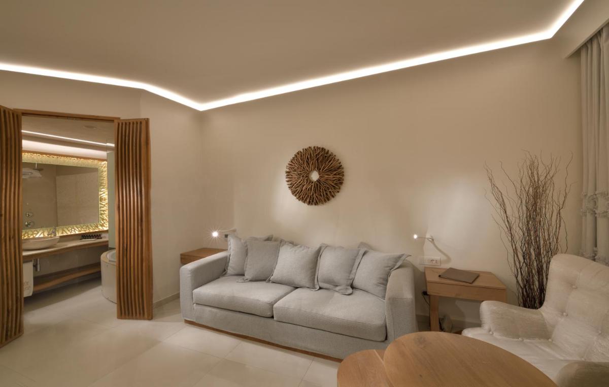 Anax Resort and Spa