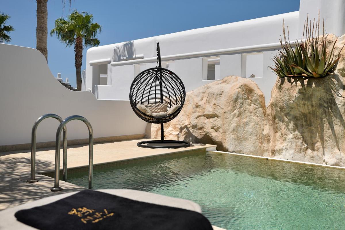 Anax Resort and Spa
