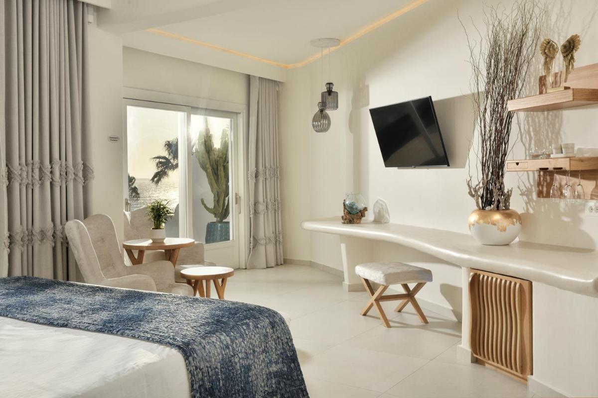 Anax Resort and Spa