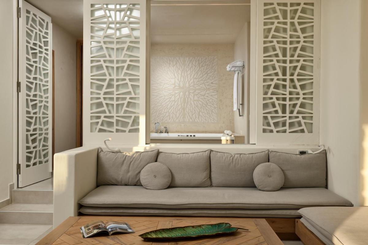 Anax Resort and Spa