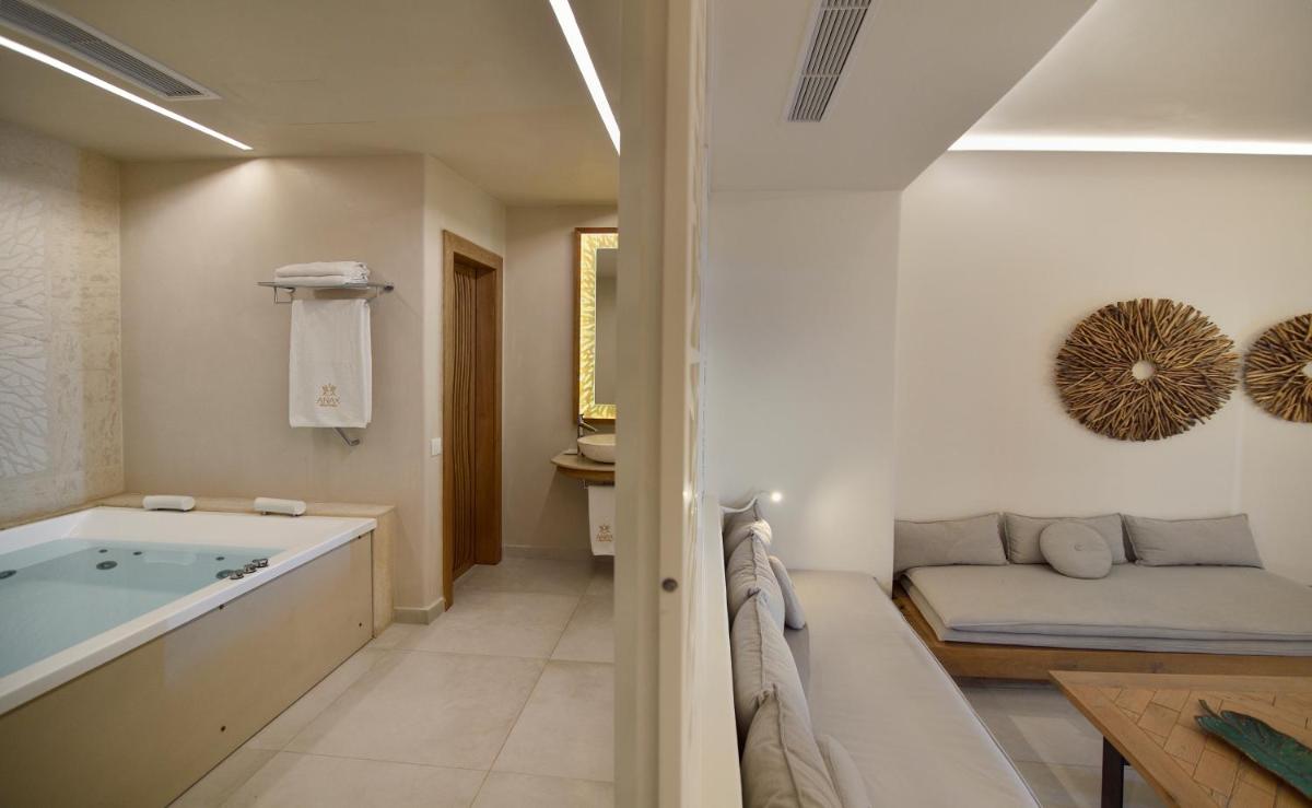 Anax Resort and Spa